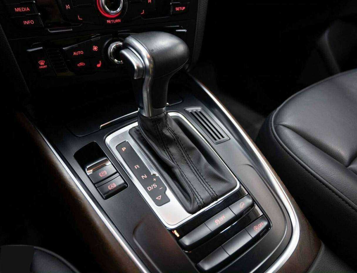 Б/У Ауди К5 2013 года. Фото: #25