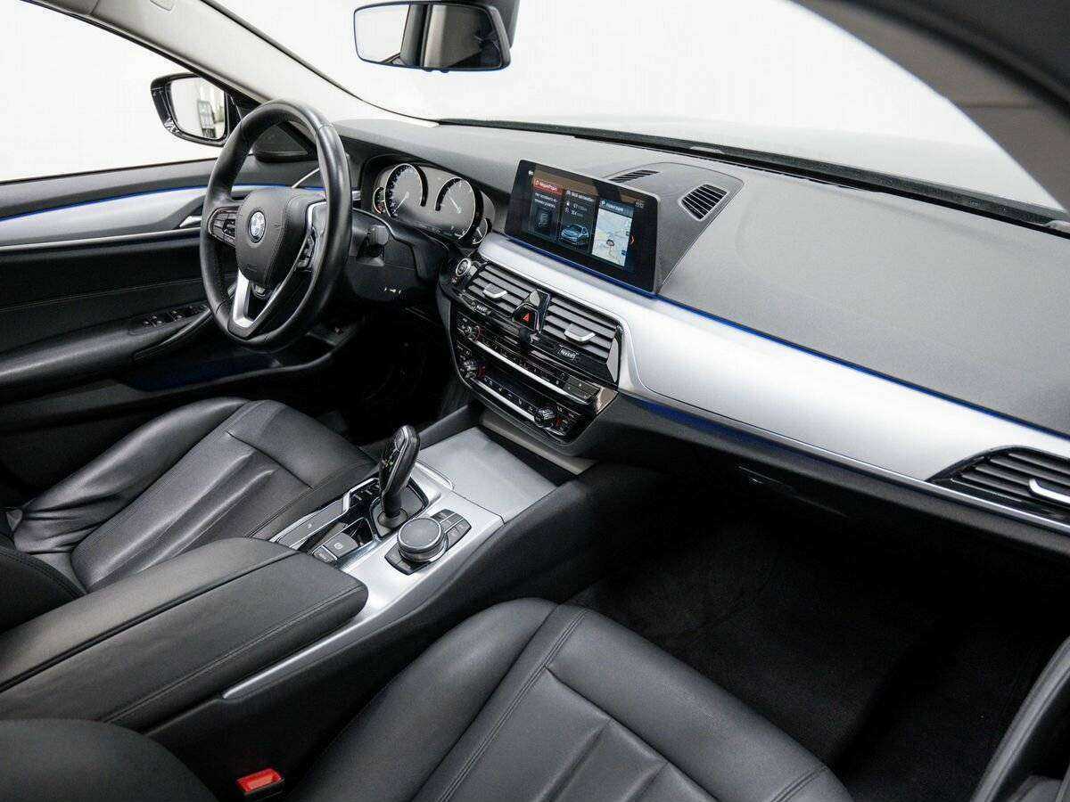 Б/У БМВ 5 серии 2017 года. Фото: #6