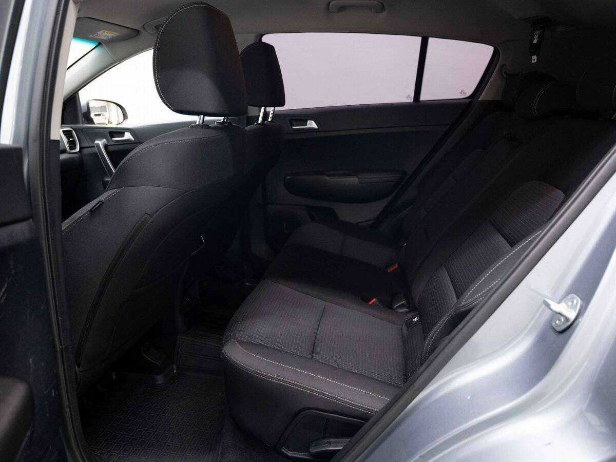 Б/У Киа Спортейдж 2020 года. Фото: #8