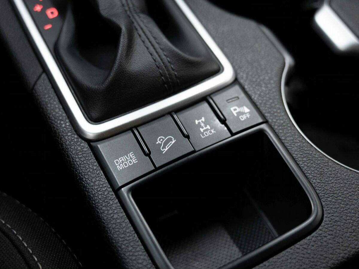 Б/У Киа Спортейдж 2020 года. Фото: #17