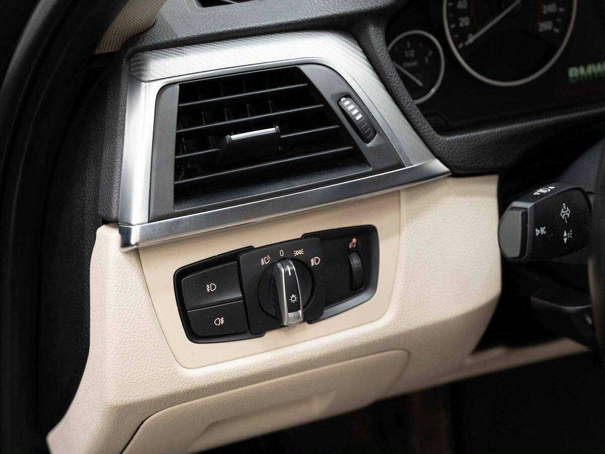 Б/У БМВ 3 серии 2018 года. Фото: #18