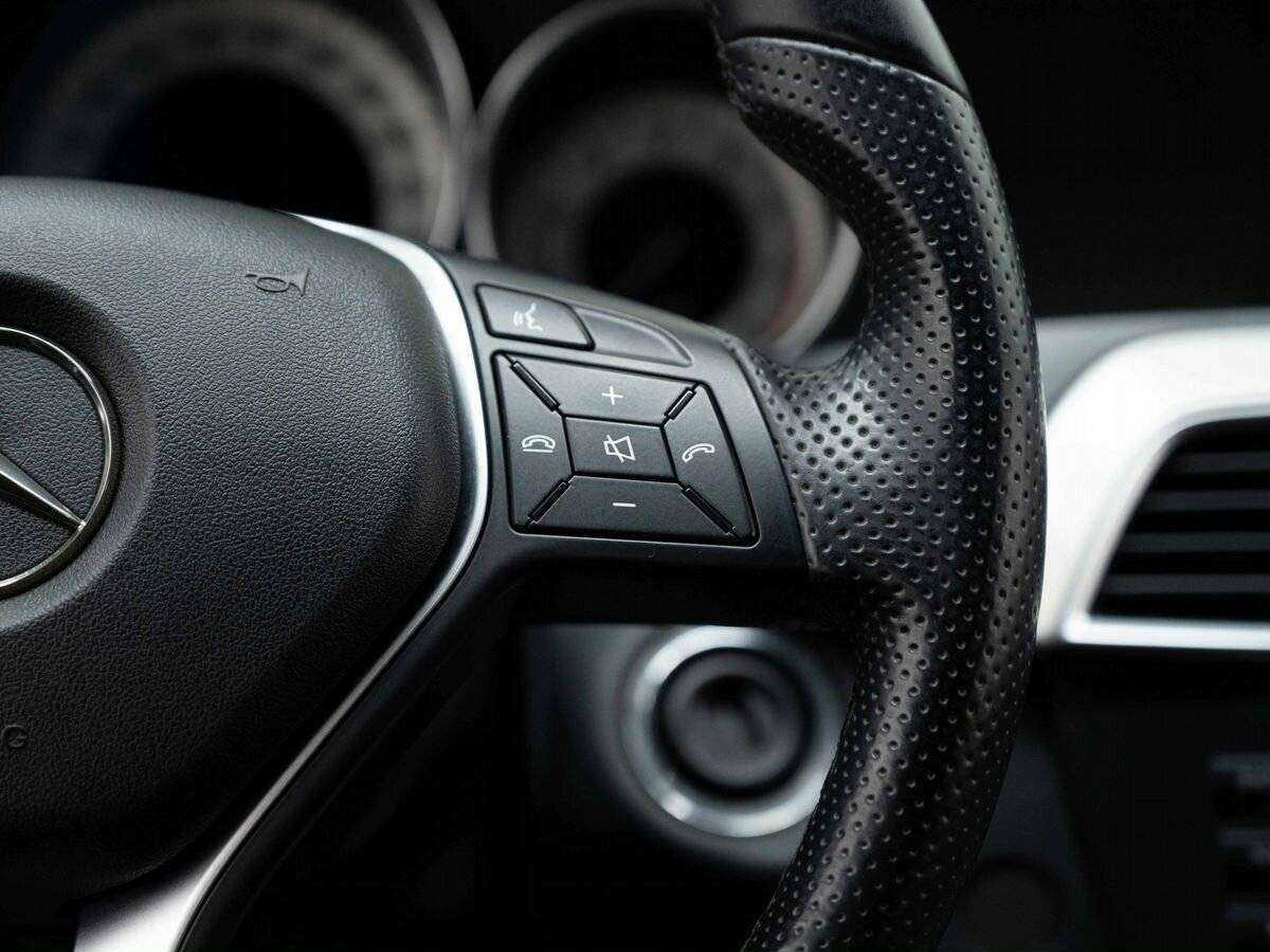 Б/У Мерседес-Бенц Ц-Класс 2013 года. Фото: #14