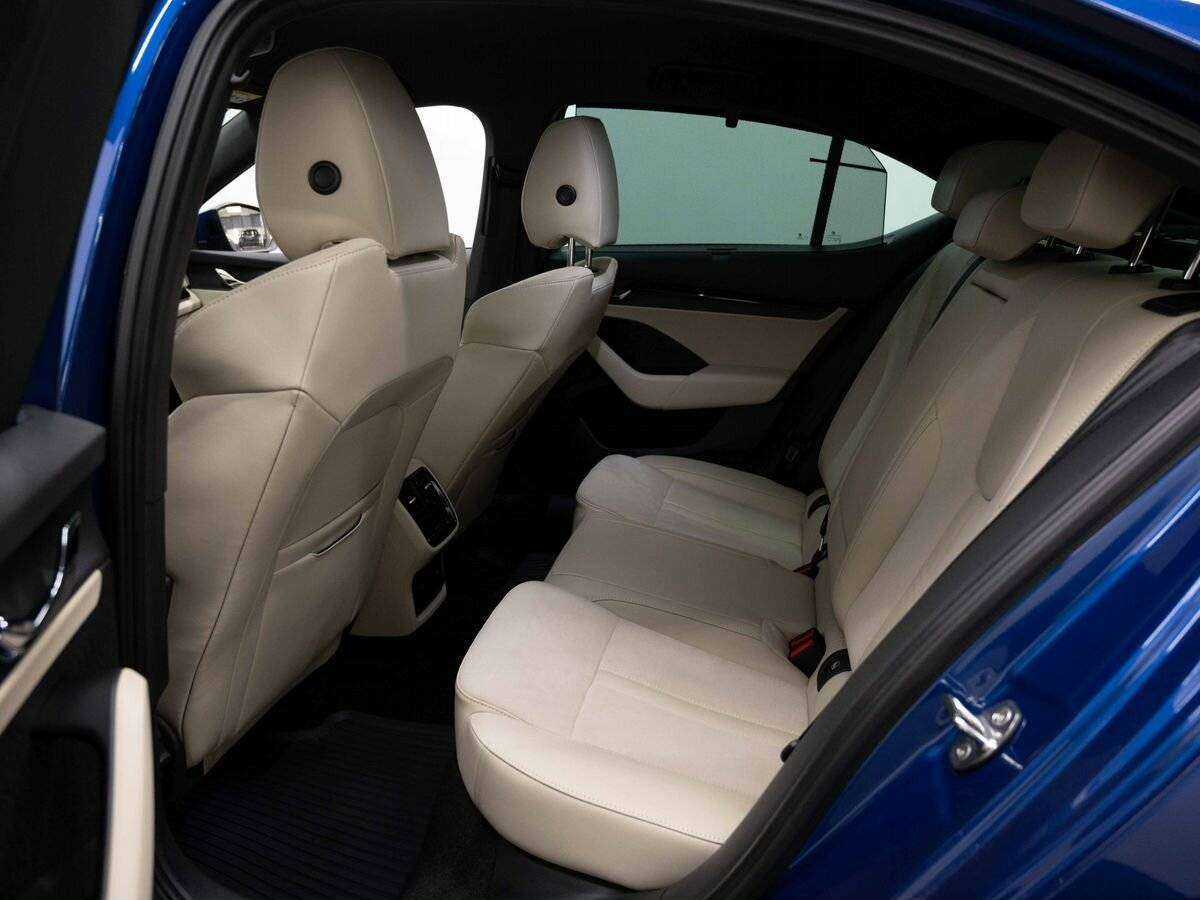 Б/У Шкода Октавия 2021 года. Фото: #10