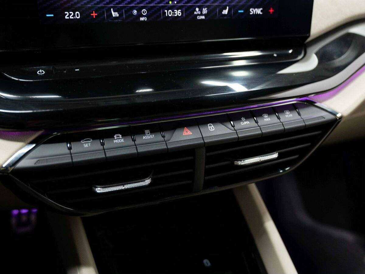 Б/У Шкода Октавия 2021 года. Фото: #20