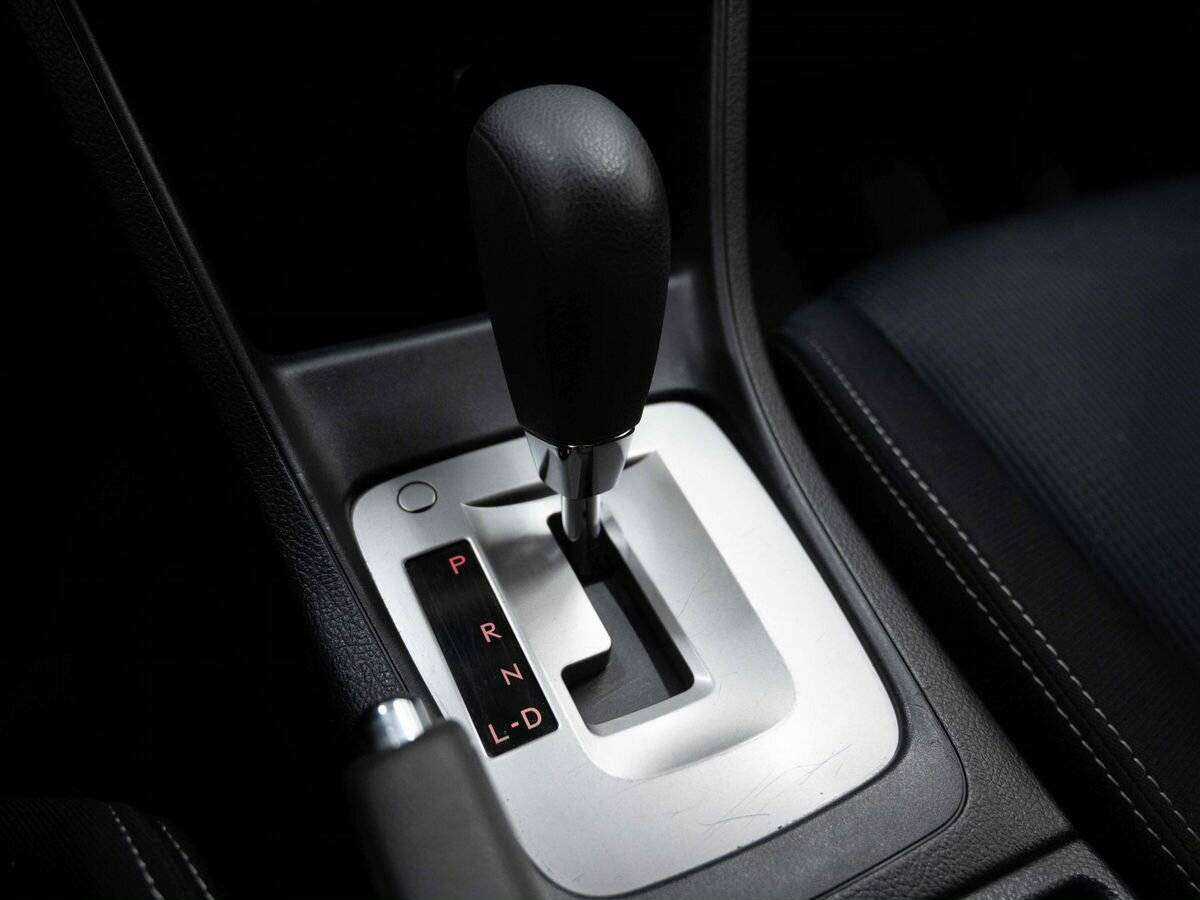 Б/У Субару ИксВи 2012 года. Фото: #14