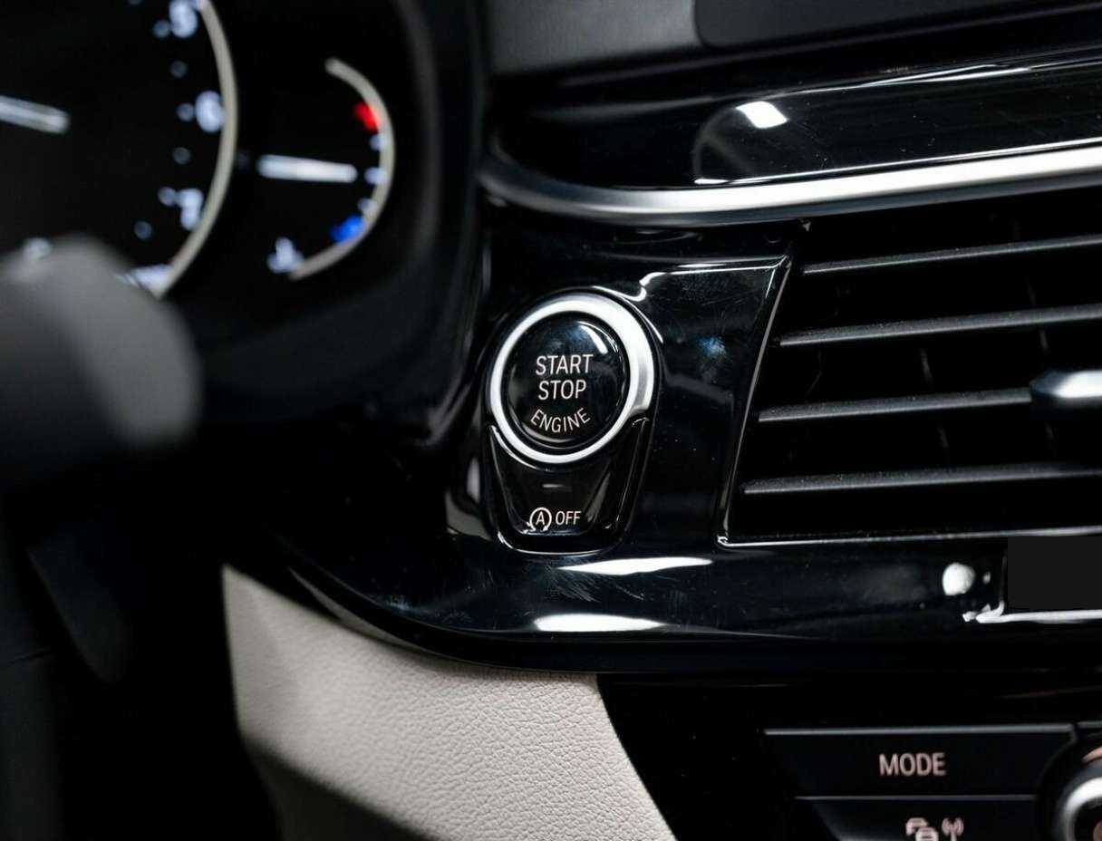 Б/У БМВ 5 серии 2018 года. Фото: #22