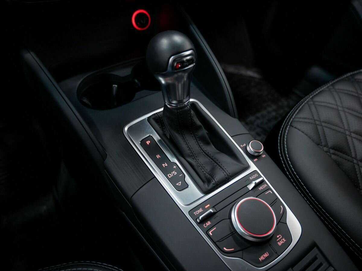 Б/У Ауди А3 2016 года. Фото: #19