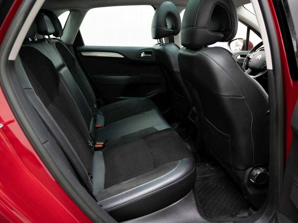 Б/У Ситроен Ц4 2013 года. Фото: #9