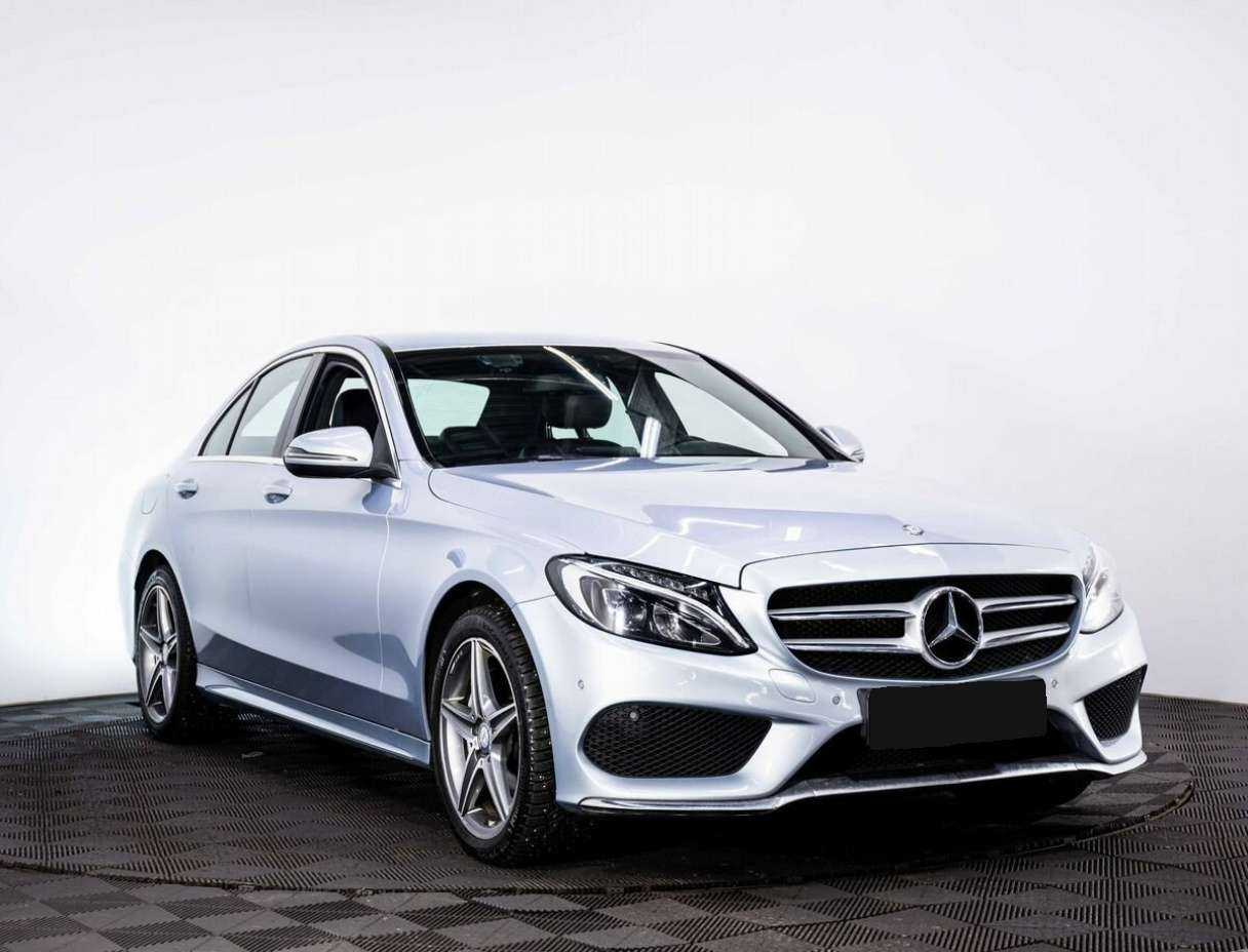 Б/У Мерседес-Бенц Ц-Класс 2016 года. Фото: #2