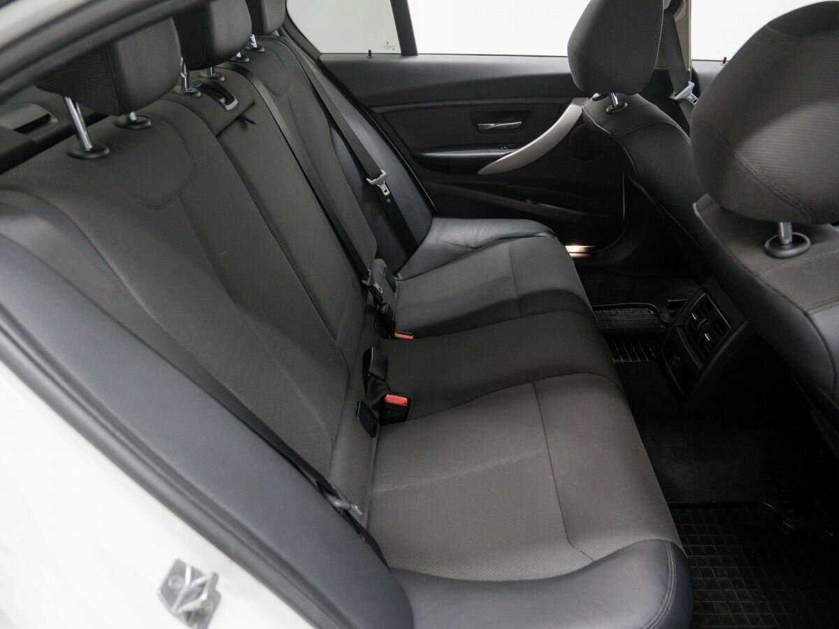 Б/У БМВ 3 серии 2016 года. Фото: #8