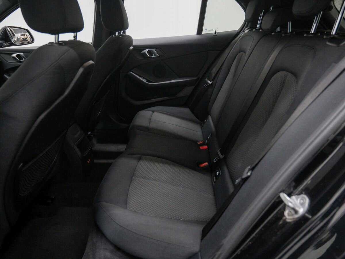 Б/У БМВ 1 серии 2019 года. Фото: #11