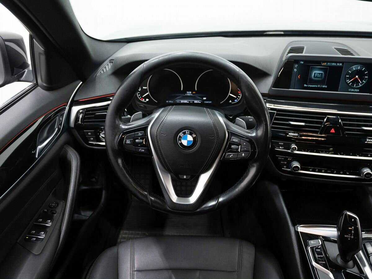 Б/У БМВ 5 серии 2019 года. Фото: #13