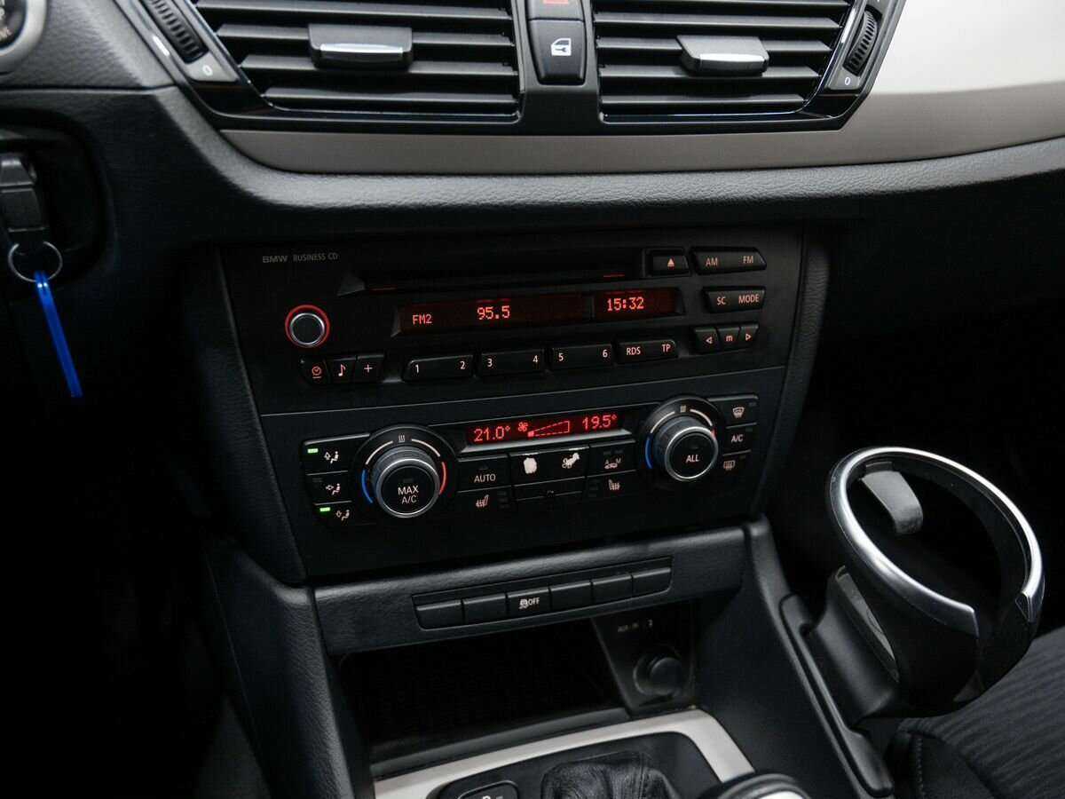 Б/У БМВ Икс1 2013 года. Фото: #21