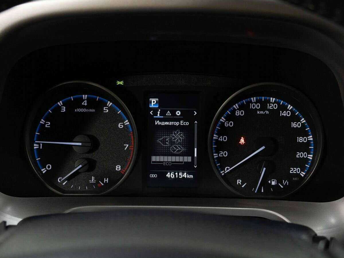 Б/У Тойота Рав4 2018 года. Фото: #11