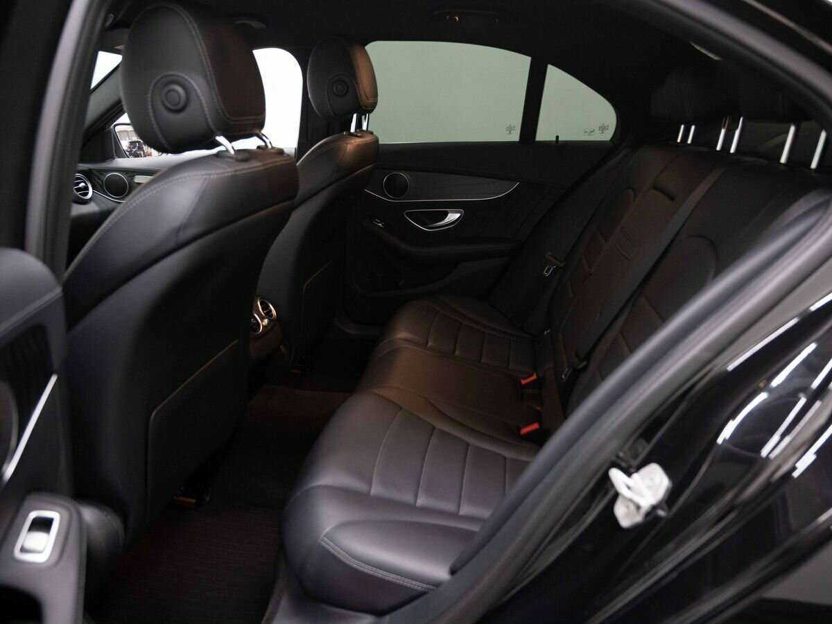 Б/У Мерседес-Бенц Ц-Класс 2014 года. Фото: #8