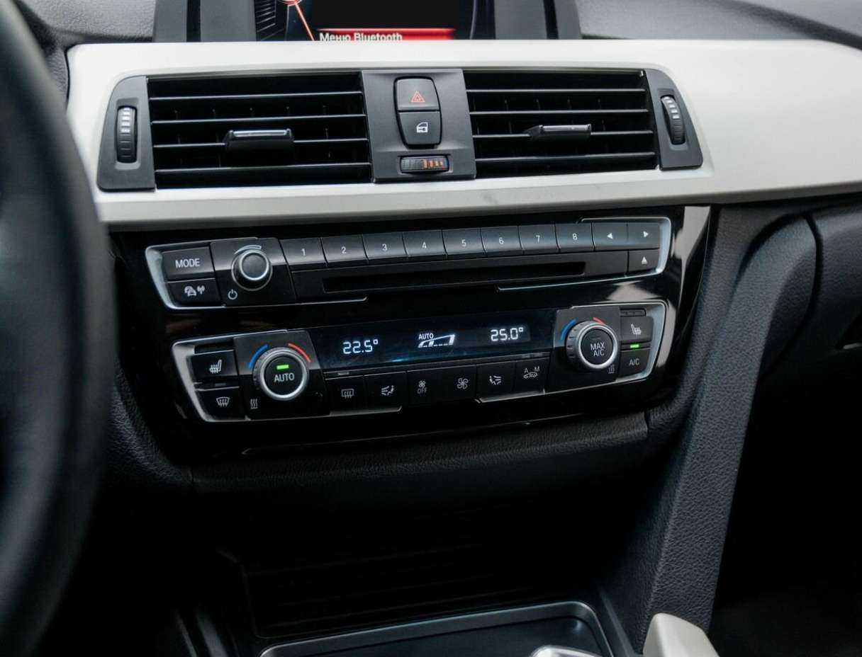 Б/У БМВ 3 серии 2016 года. Фото: #18