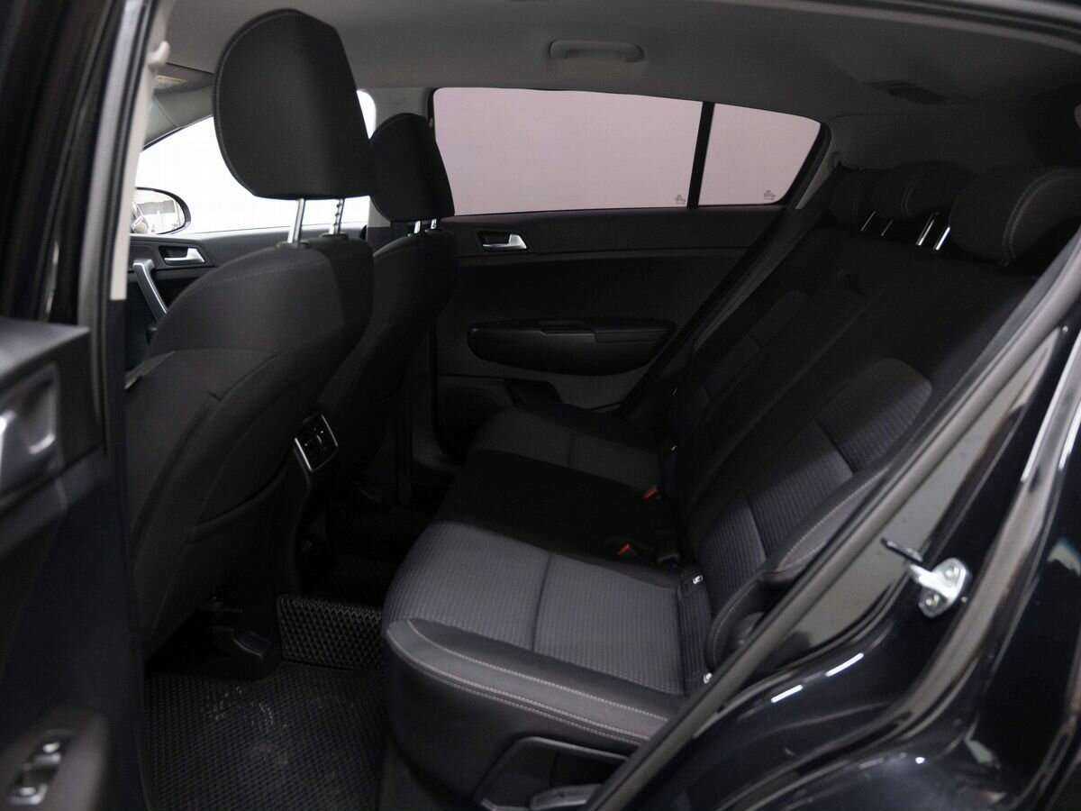 Б/У Киа Спортейдж 2020 года. Фото: #8