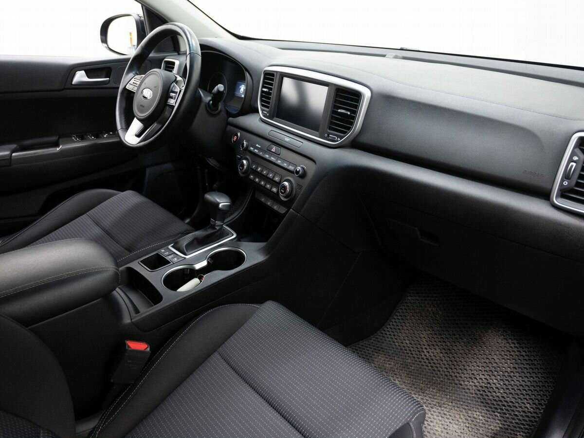 Б/У Киа Спортейдж 2020 года. Фото: #10