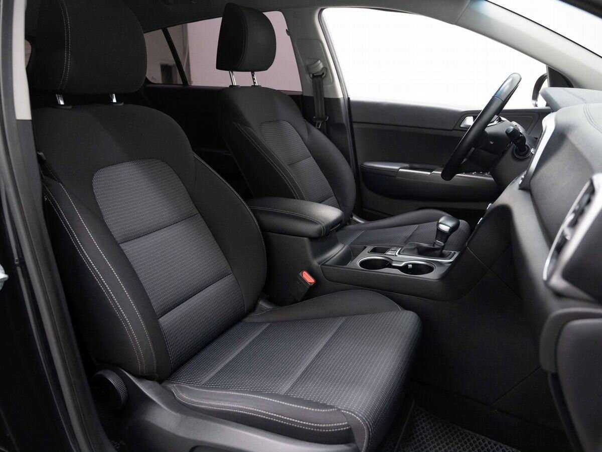 Б/У Киа Спортейдж 2020 года. Фото: #11