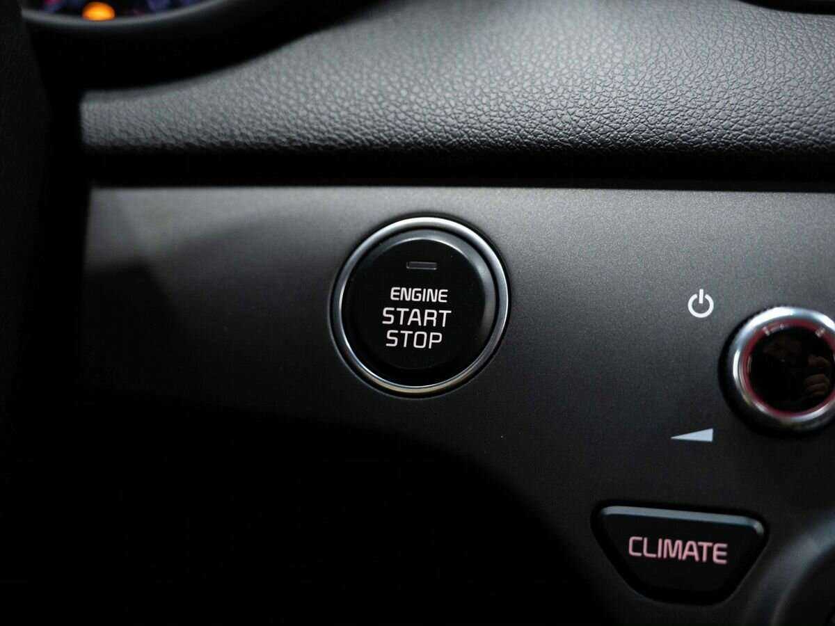 Б/У Киа Спортейдж 2020 года. Фото: #19