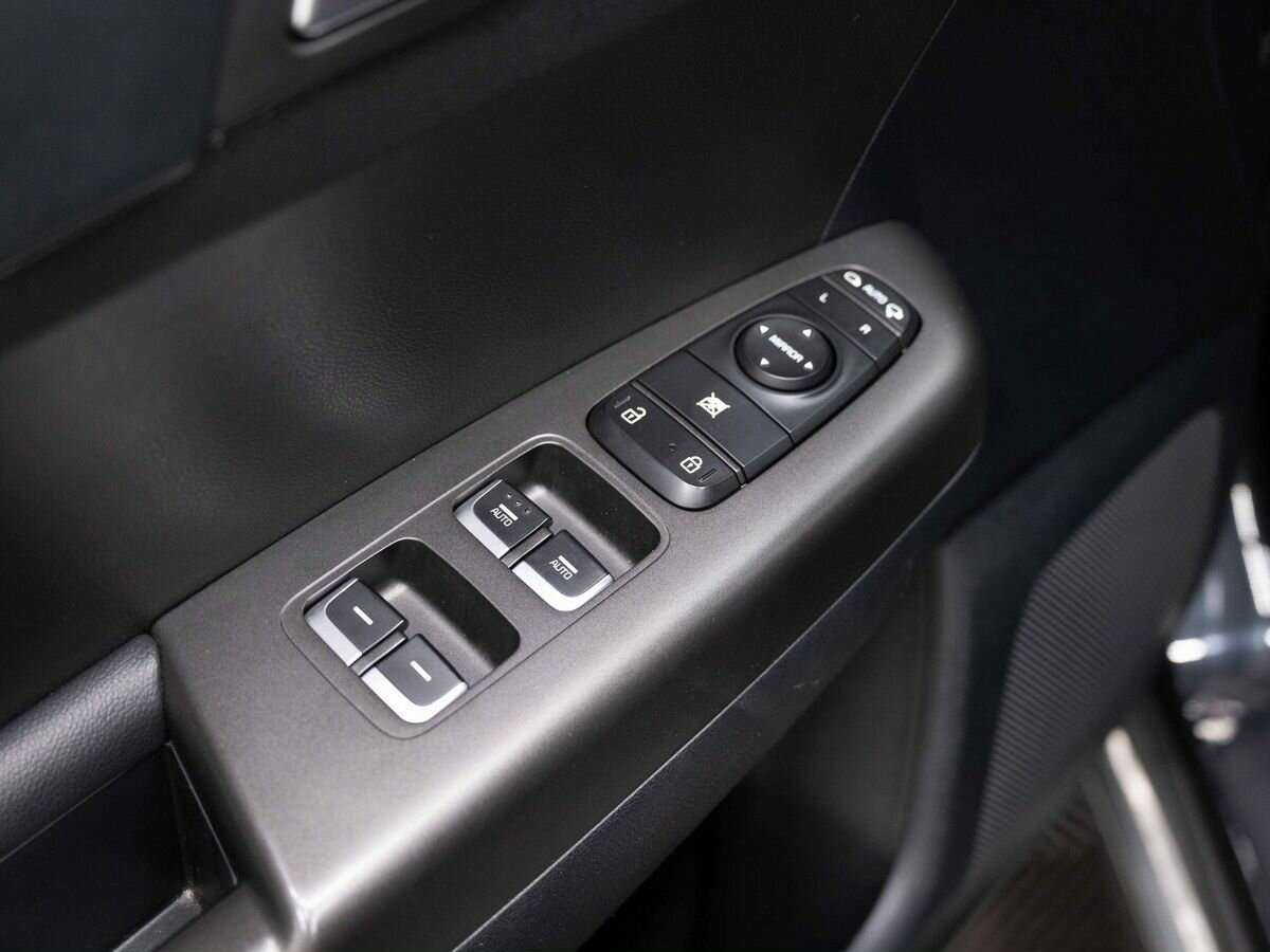 Б/У Киа Спортейдж 2020 года. Фото: #23