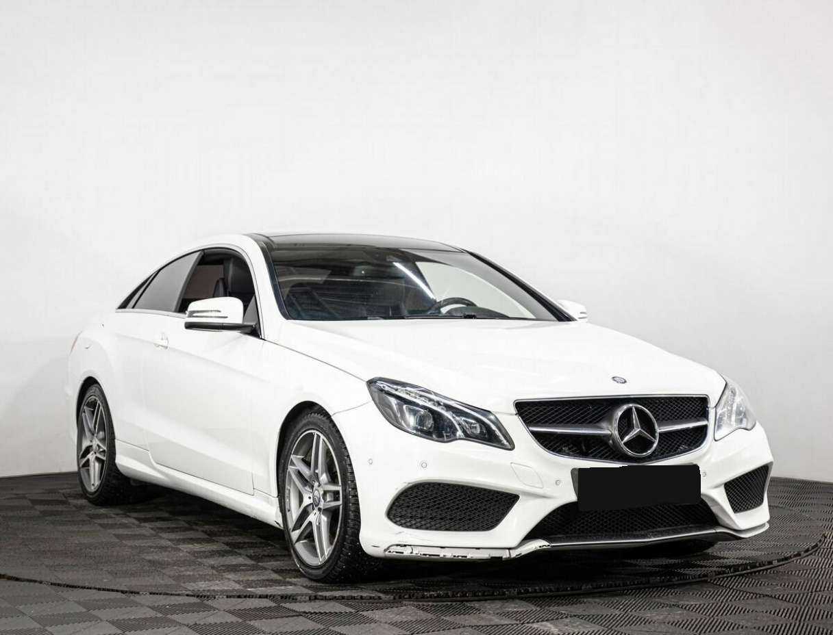 Б/У Мерседес-Бенц Е-Класс 2014 года. Фото: #2