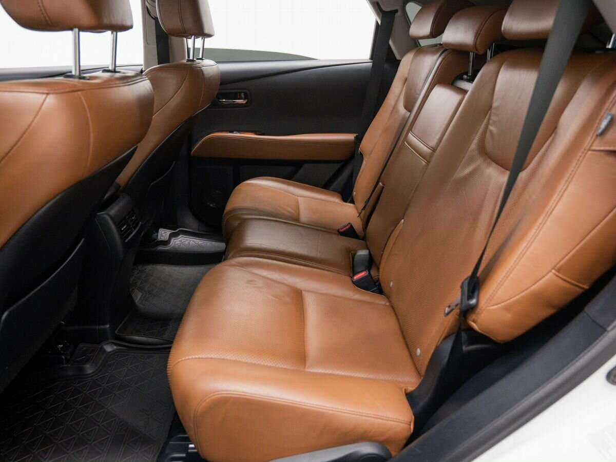 Б/У Лексус Р-Икс 2013 года. Фото: #12