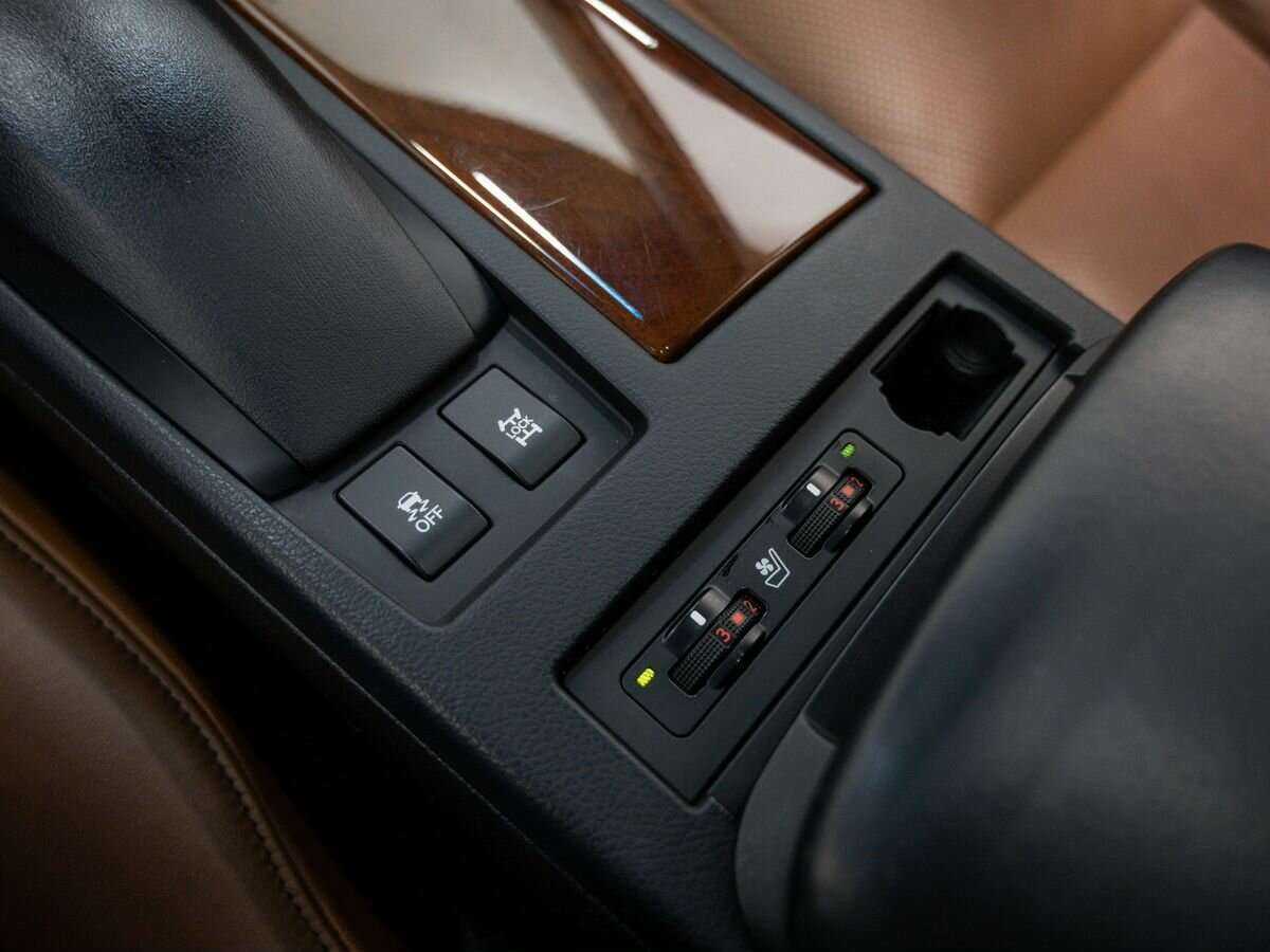 Б/У Лексус Р-Икс 2013 года. Фото: #22