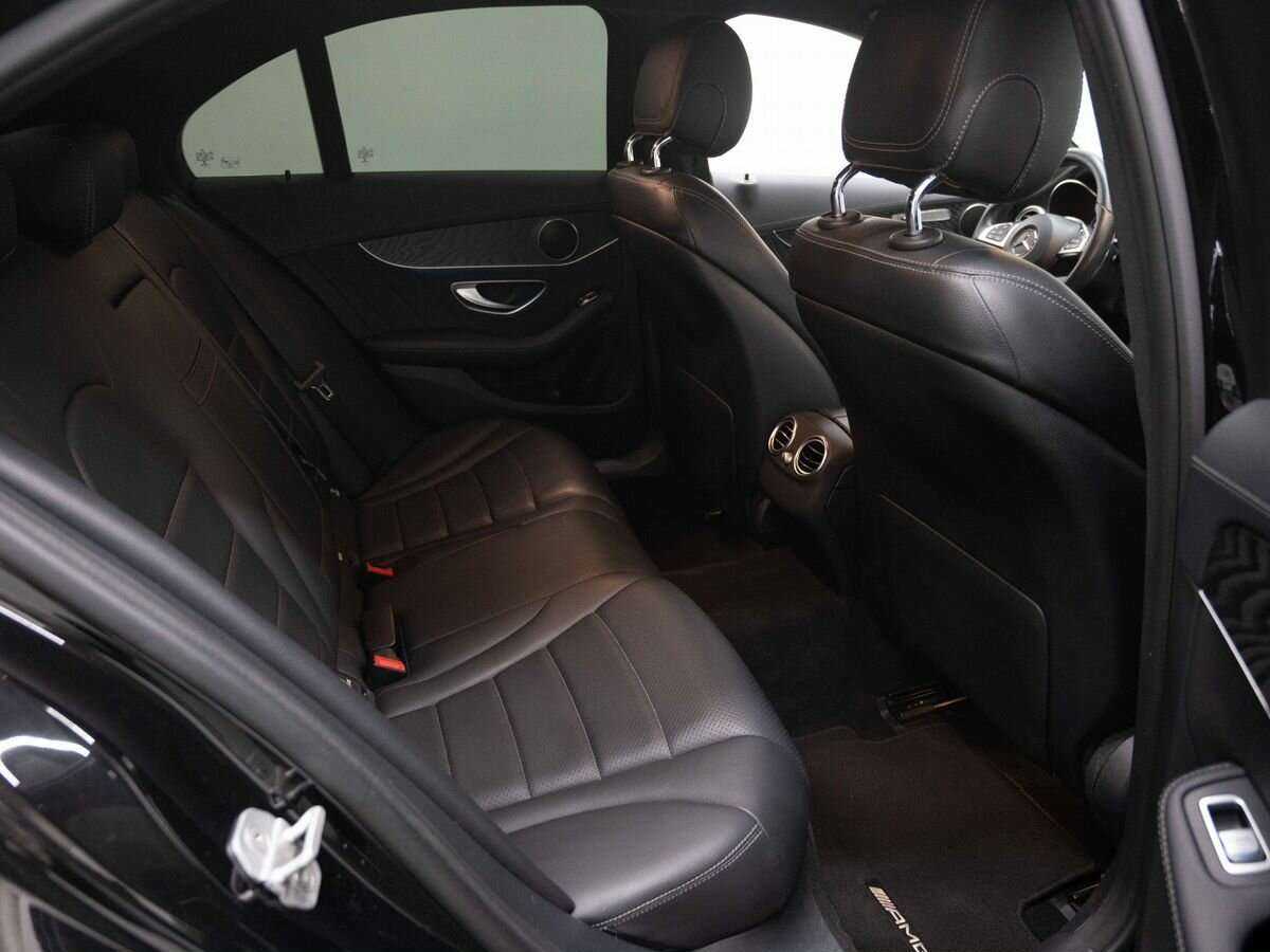 Б/У Мерседес-Бенц Ц-Класс 2015 года. Фото: #9