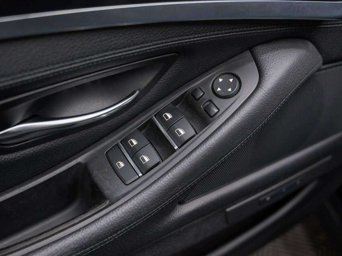 Б/У БМВ 5 серии 2013 года. Фото: #10