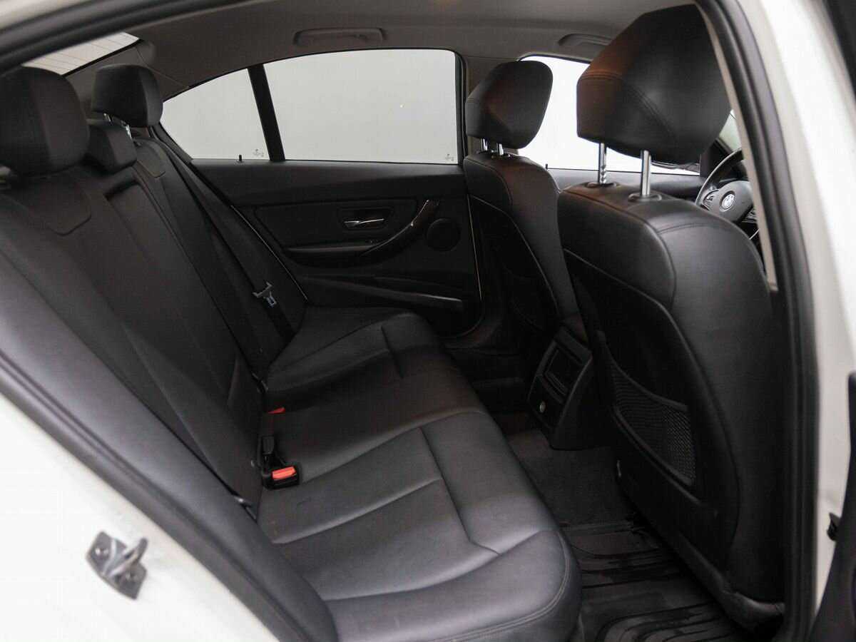 Б/У БМВ 3 серии 2014 года. Фото: #9