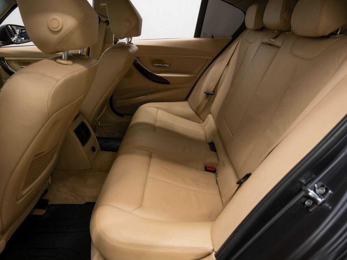 Б/У БМВ 3 серии 2012 года. Фото: #8