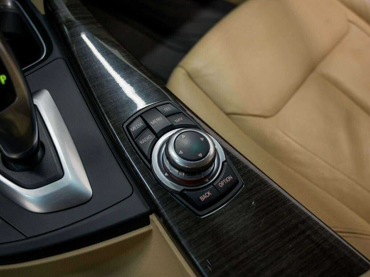 Б/У БМВ 3 серии 2012 года. Фото: #14