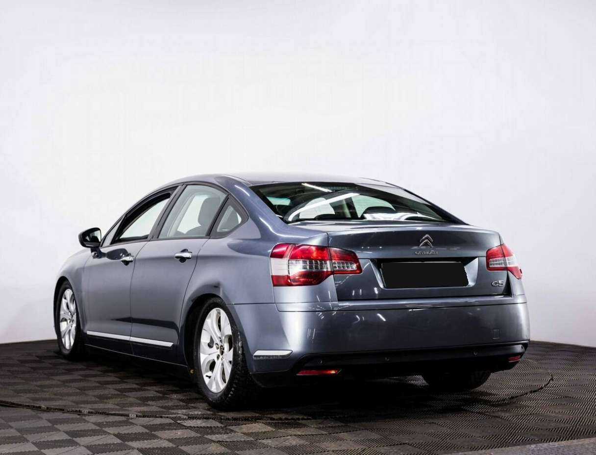 Б/У Ситроен Ц5 2012 года. Фото: #3