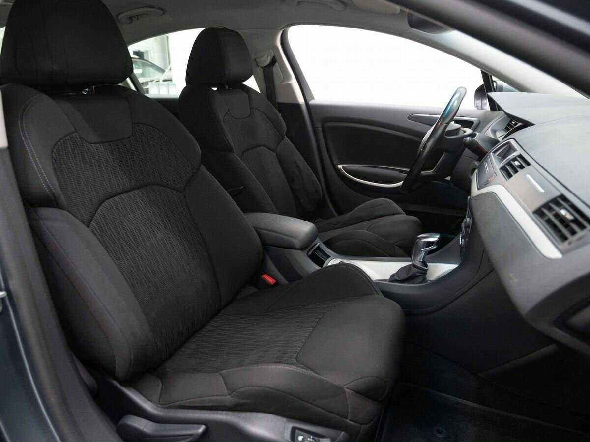 Б/У Ситроен Ц5 2012 года. Фото: #11