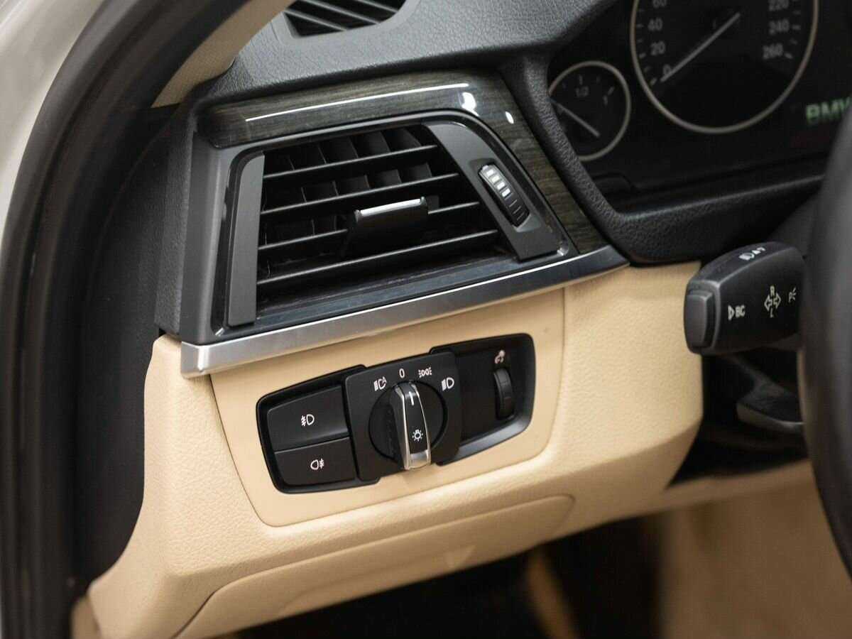 Б/У БМВ 3 серии 2012 года. Фото: #19