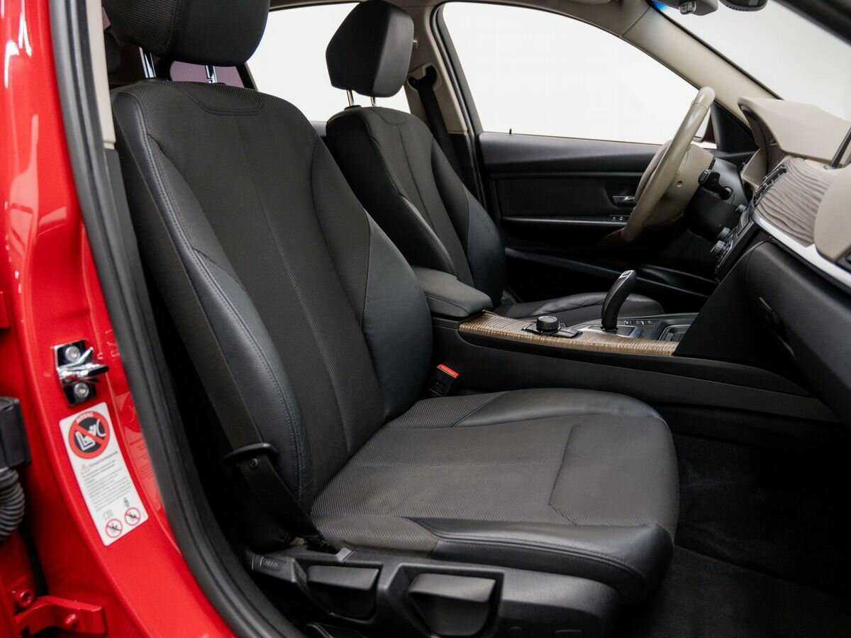 Б/У БМВ 3 серии 2012 года. Фото: #4