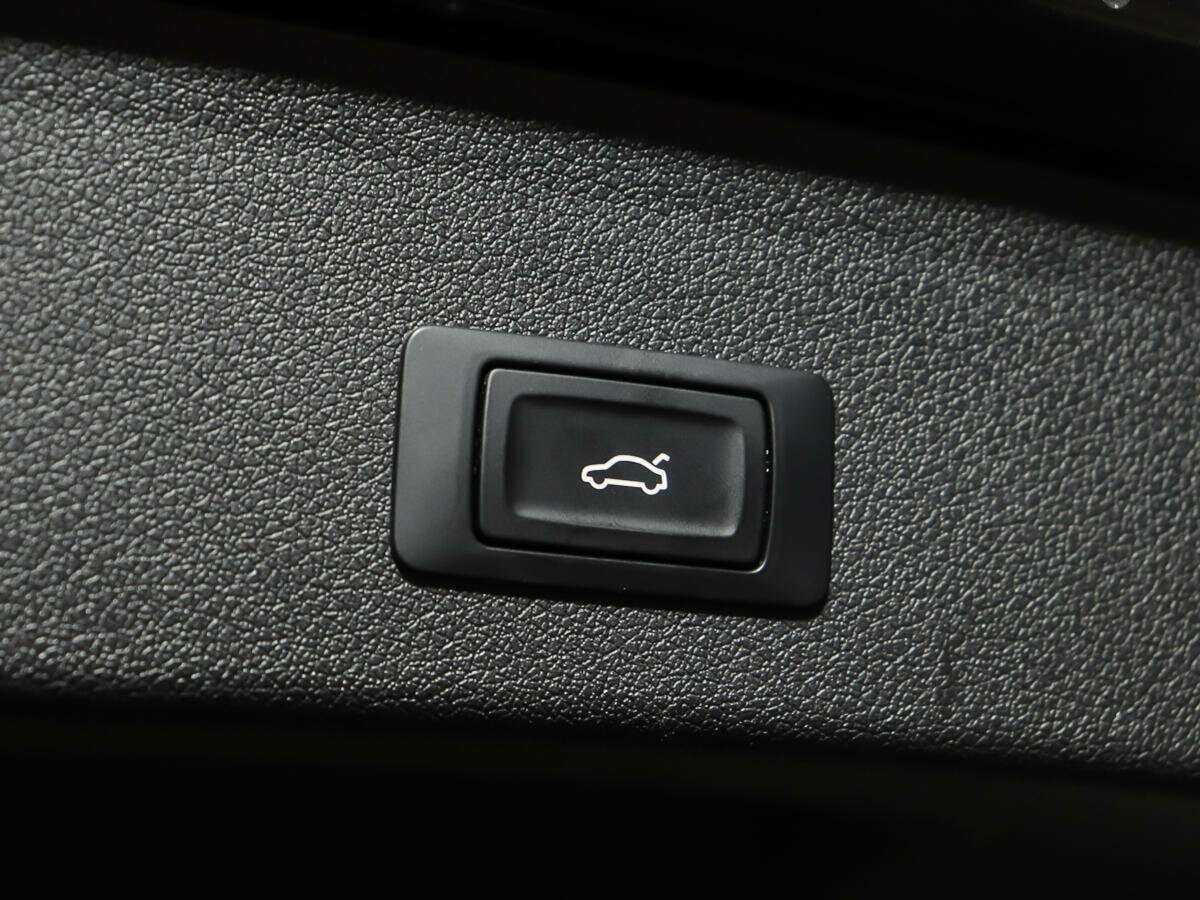 Б/У Ауди К5 2016 года. Фото: #17