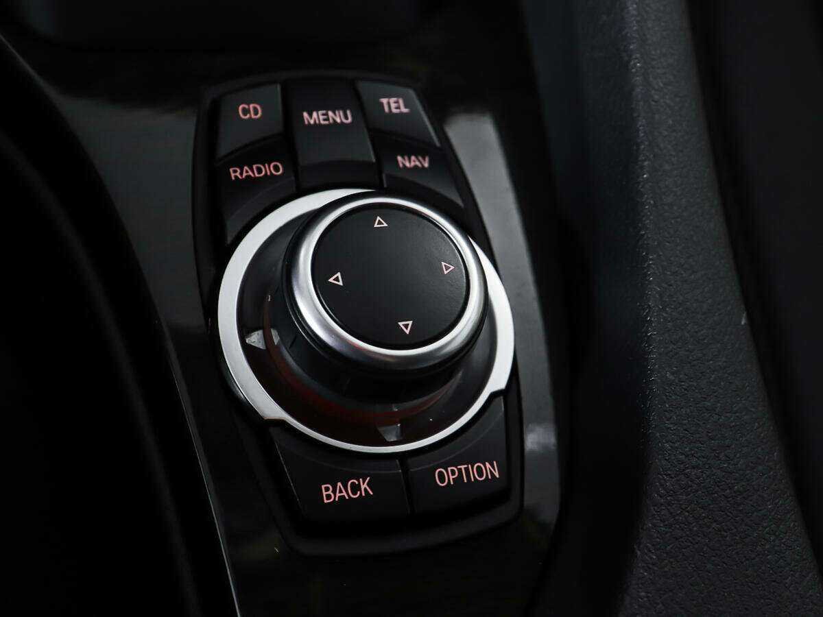 Б/У БМВ Икс1 2012 года. Фото: #16