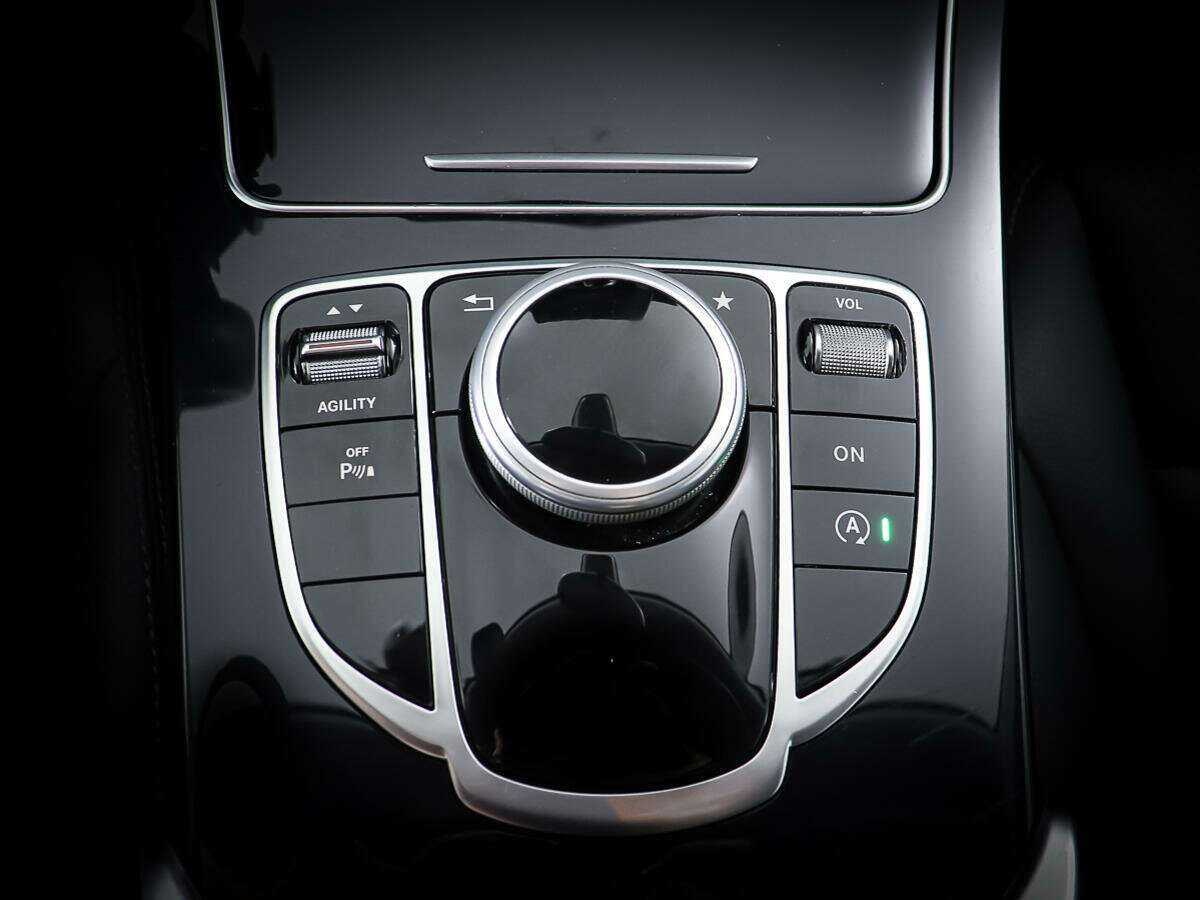 Б/У Мерседес-Бенц Ц-Класс 2014 года. Фото: #17