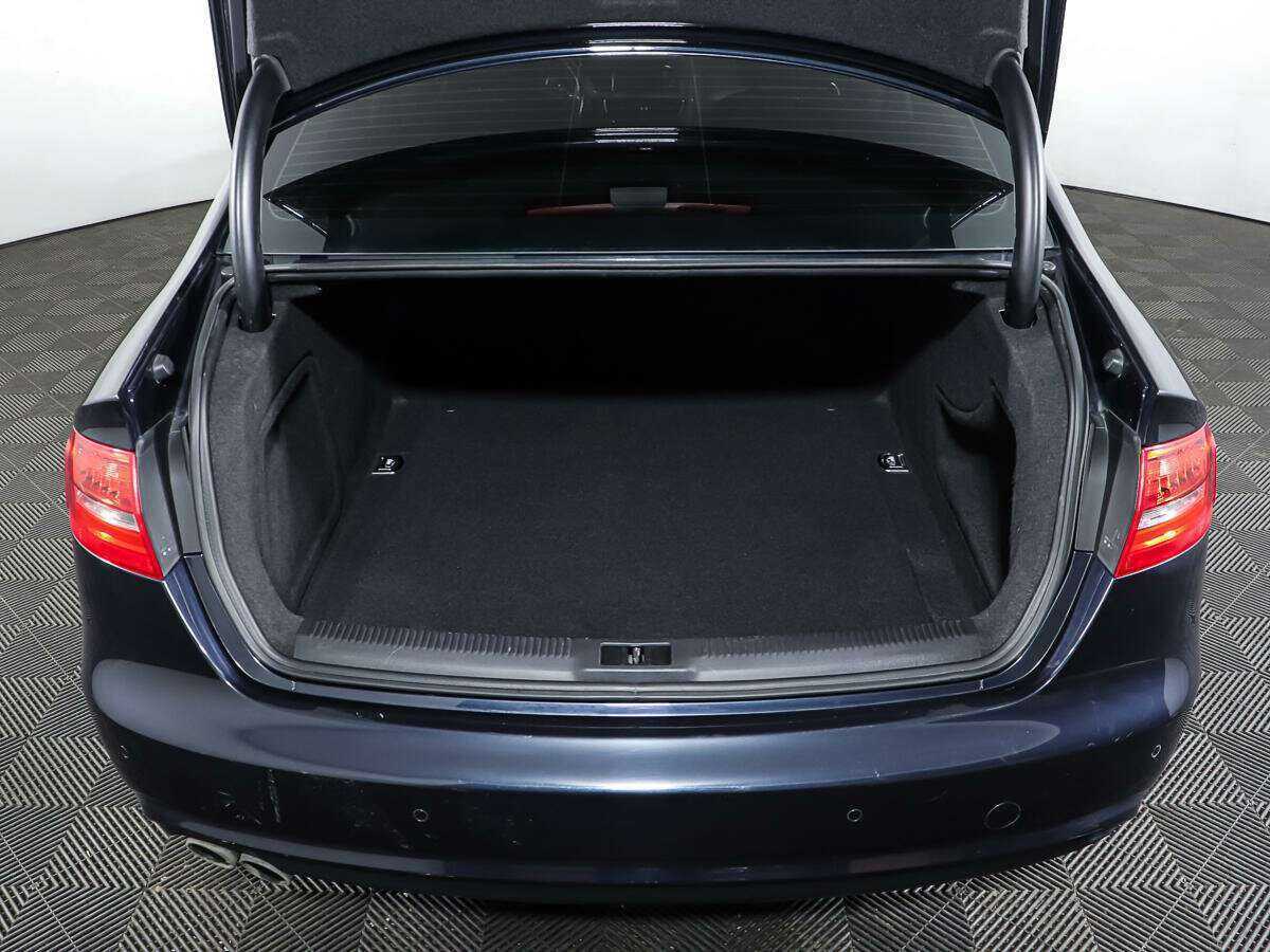 Б/У Ауди А4 2014 года. Фото: #9