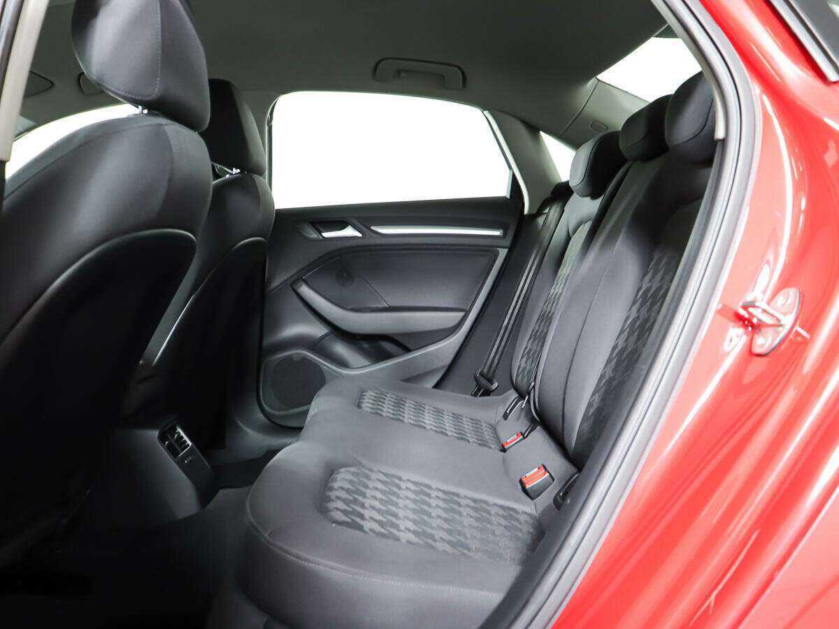 Б/У Ауди А3 2015 года. Фото: #10