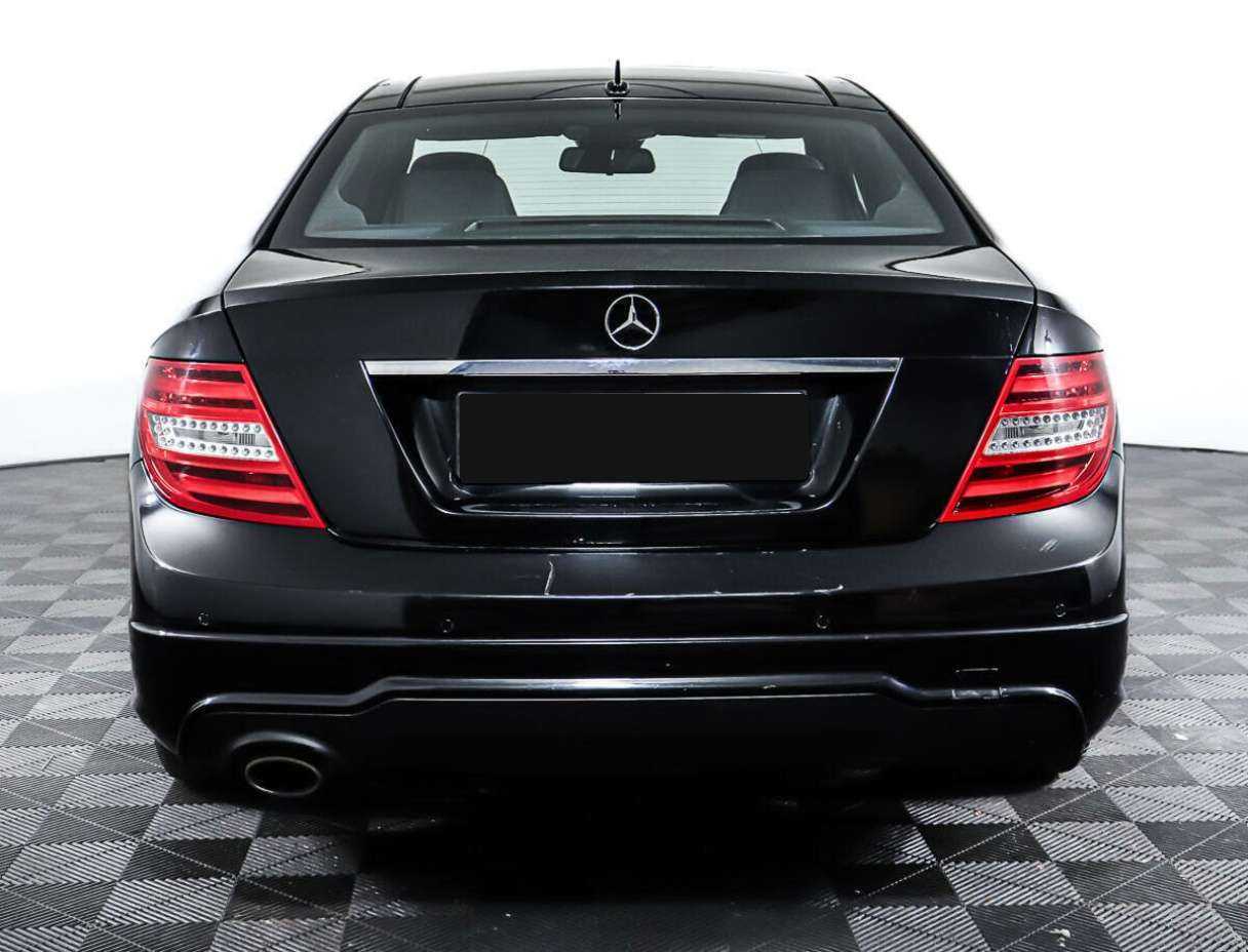 Б/У Мерседес-Бенц Ц-Класс 2012 года. Фото: #5