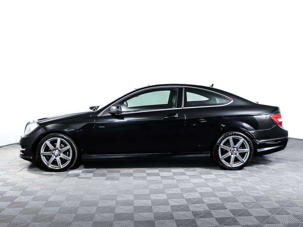 Б/У Мерседес-Бенц Ц-Класс 2012 года. Фото: #7