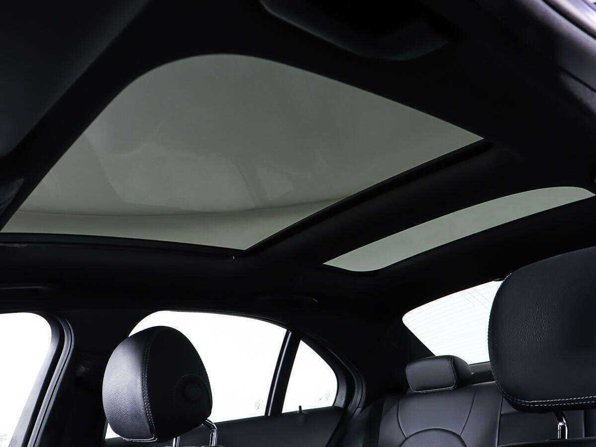 Б/У Мерседес-Бенц Ц-Класс 2016 года. Фото: #14