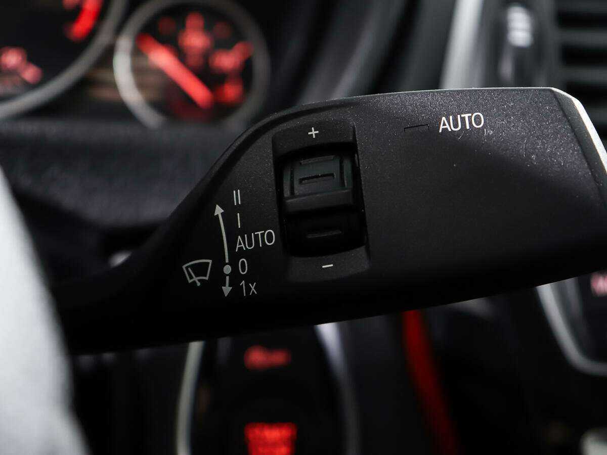 Б/У БМВ 3 серии 2017 года. Фото: #17