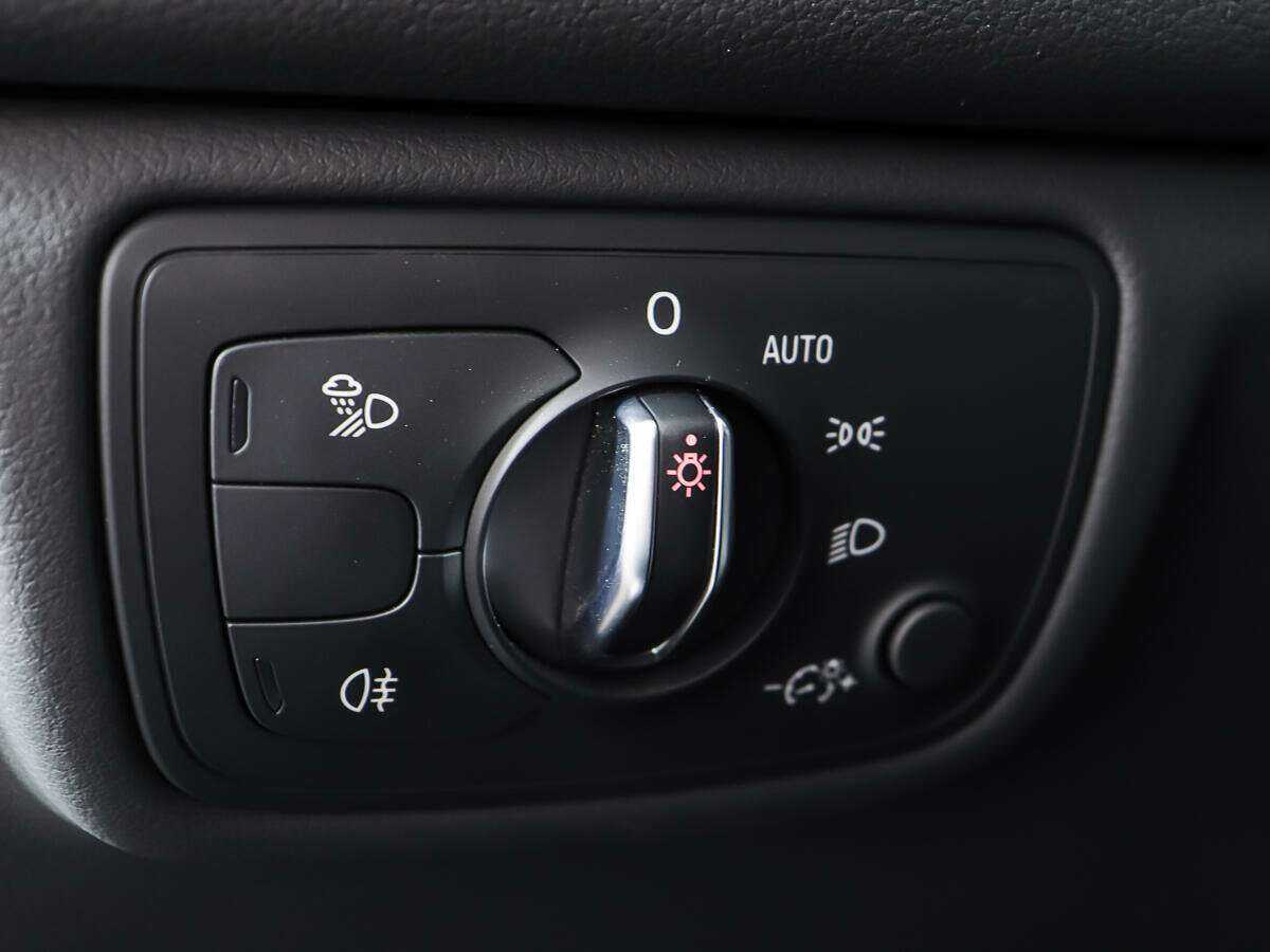 Б/У Ауди А6 2018 года. Фото: #17