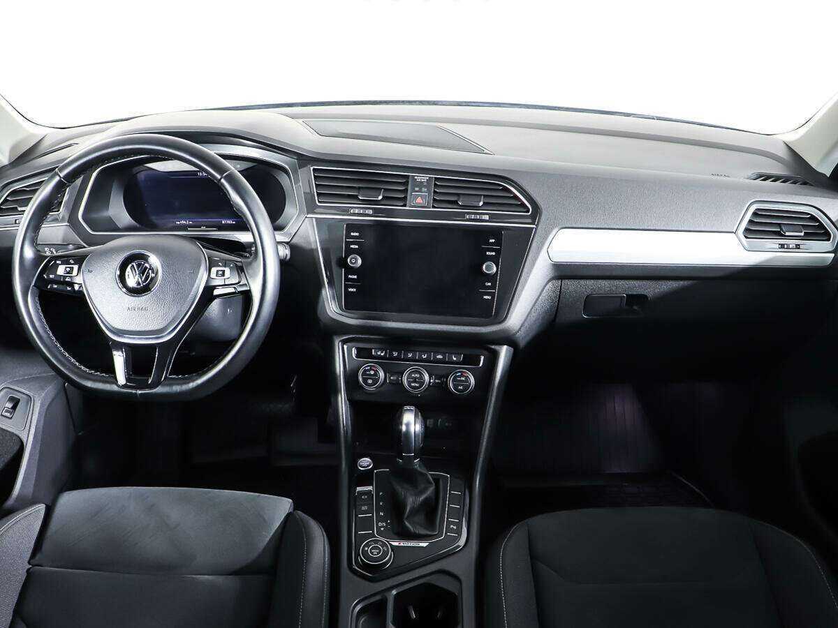 Б/У Фольксваген Тигуан 2018 года. Фото: #10