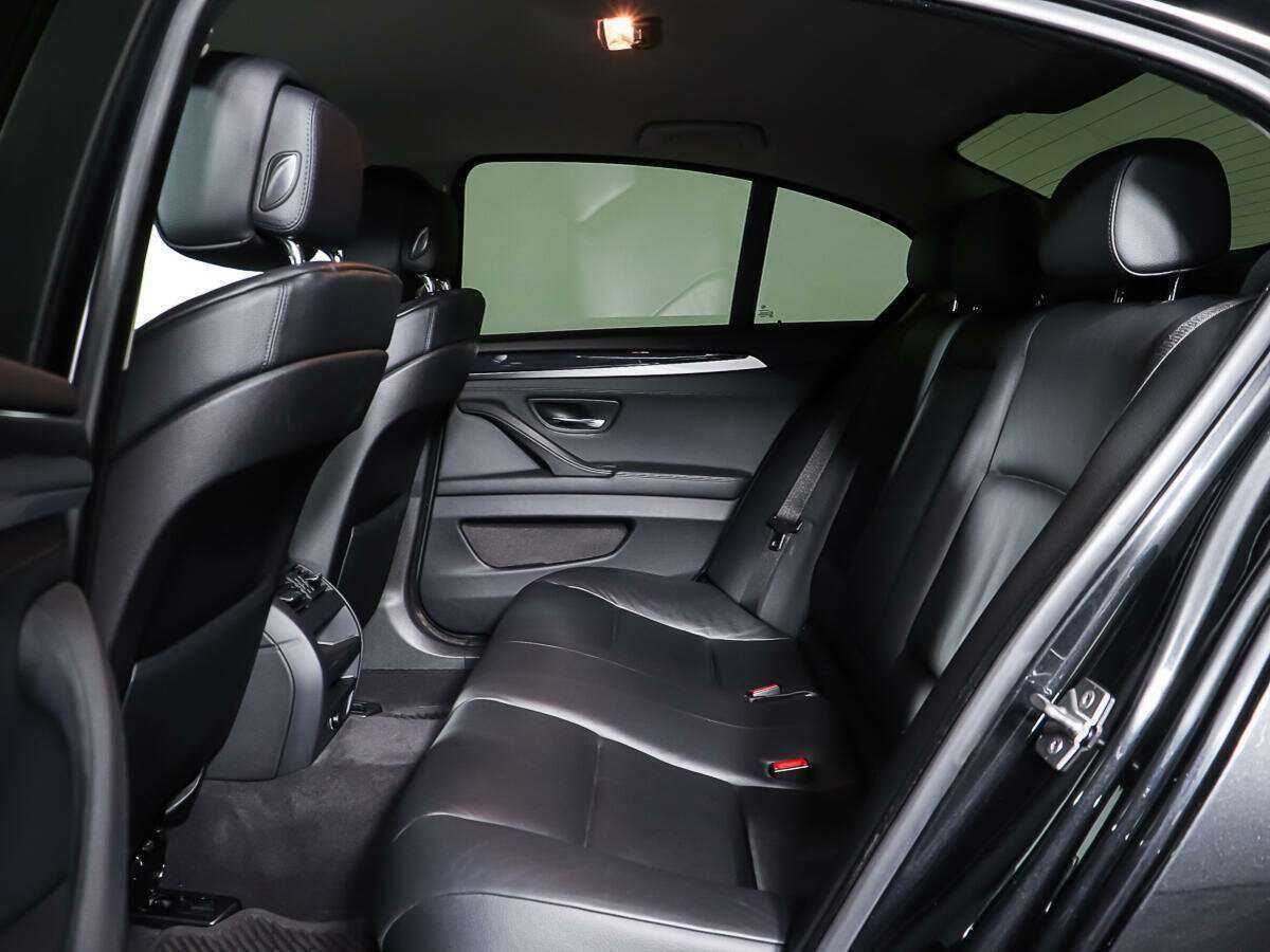 Б/У БМВ 5 серии 2012 года. Фото: #9