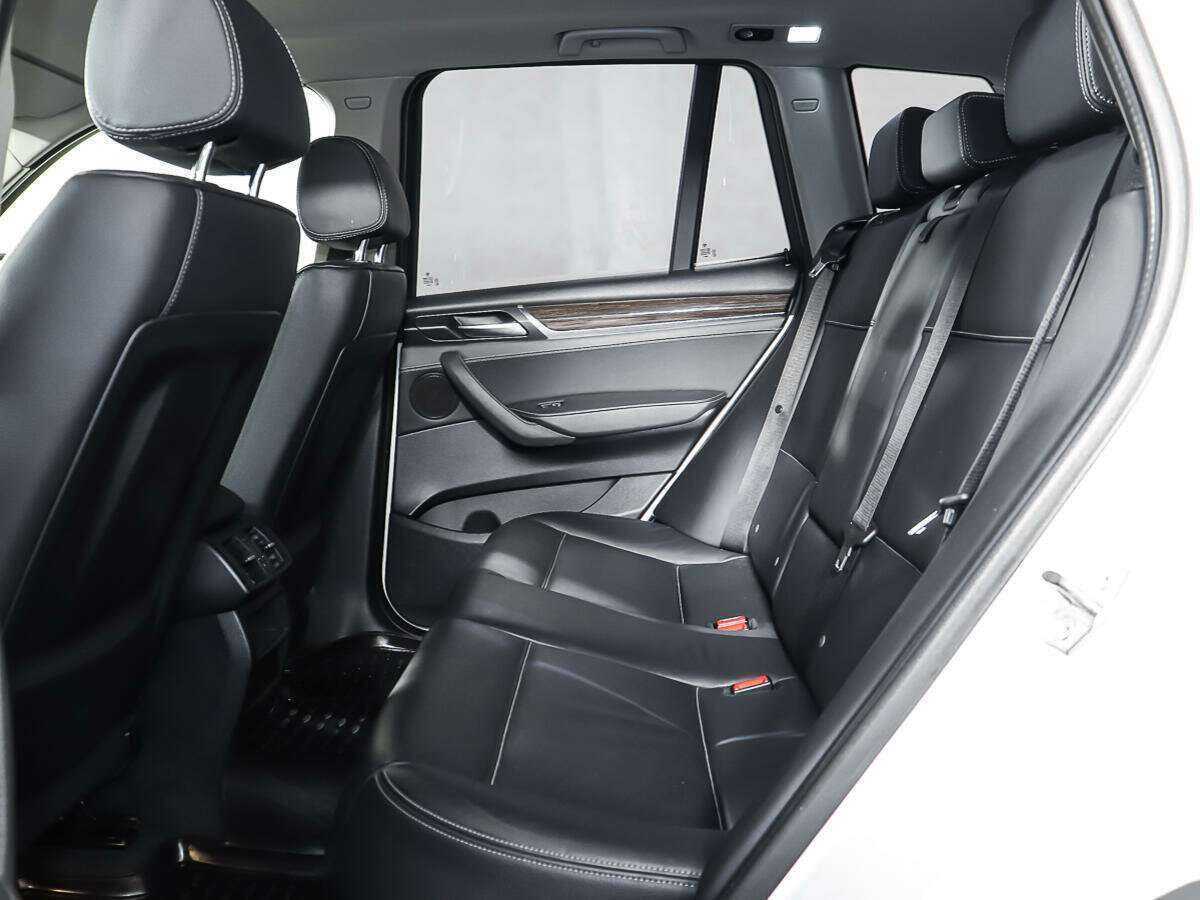 Б/У БМВ Икс3 2014 года. Фото: #9